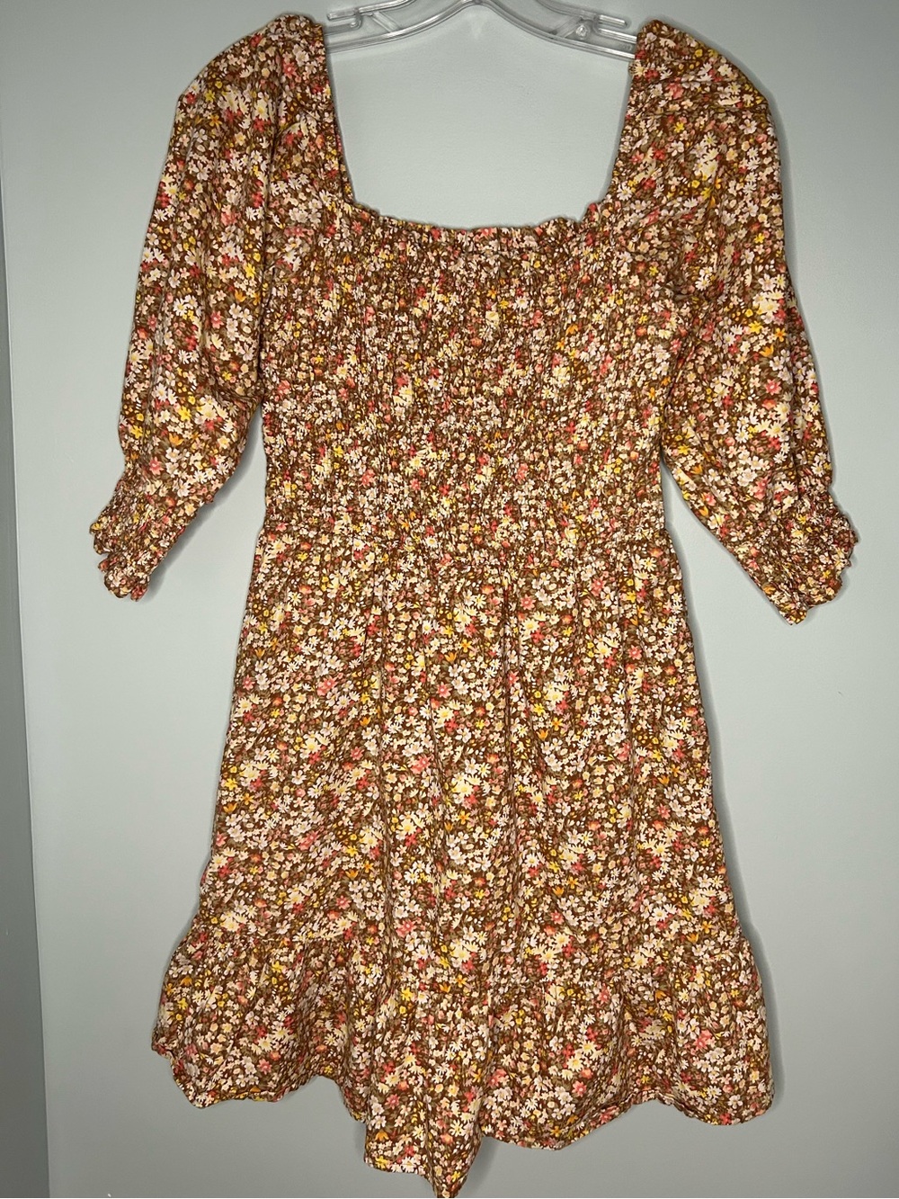 Med Sim & Sam Multi Floral Mini dress Smocked Puff sleeve square Layered Ruffle